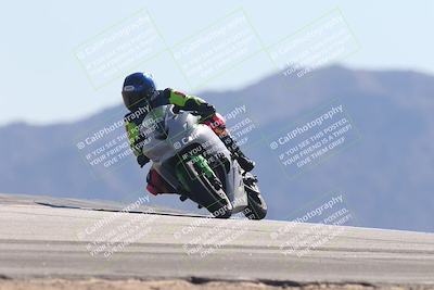 media/Oct-30-2025-Racers Edge (Thu) [[dabbdaf680]]/3-B Group/Session 4 Turn 9/